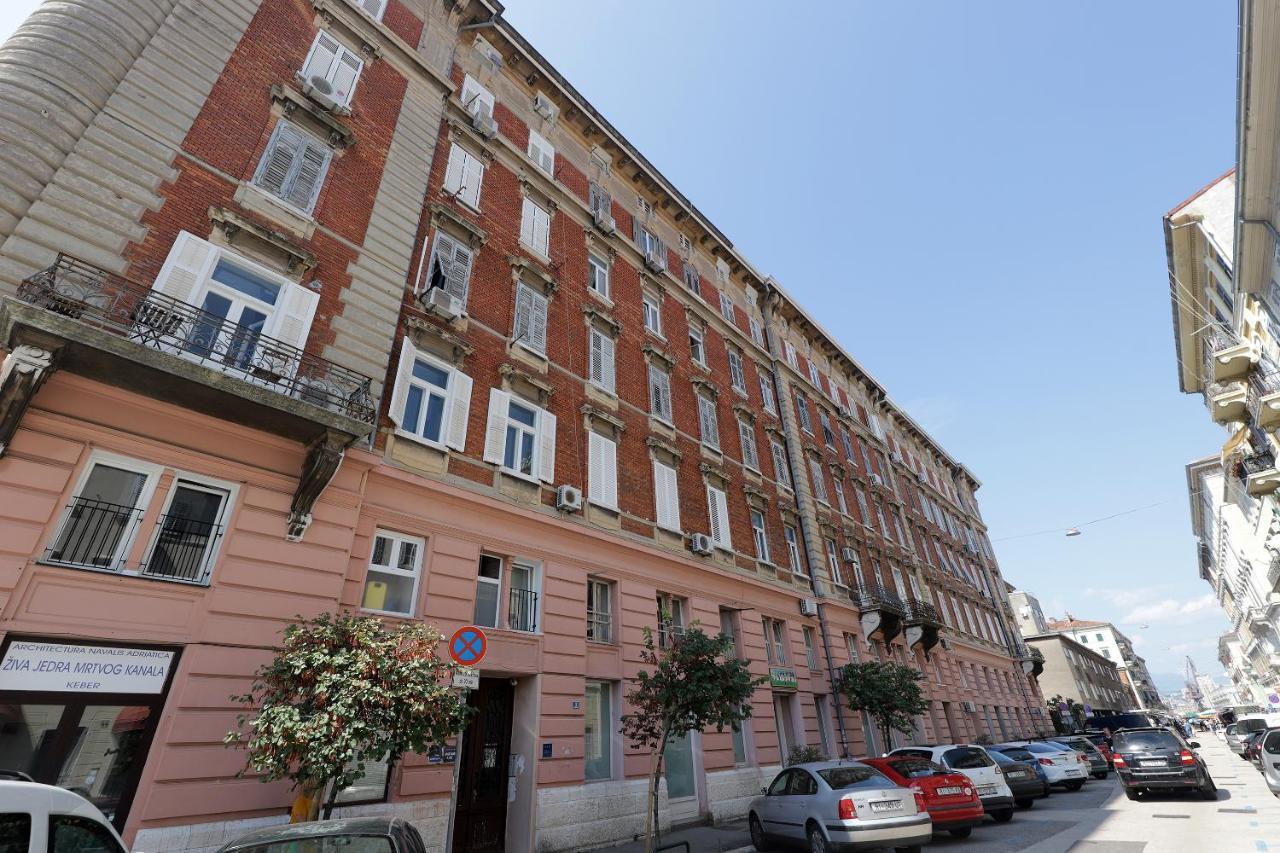 Sweet Loft Apartment "Blue" In Rijeka Center Exterior foto